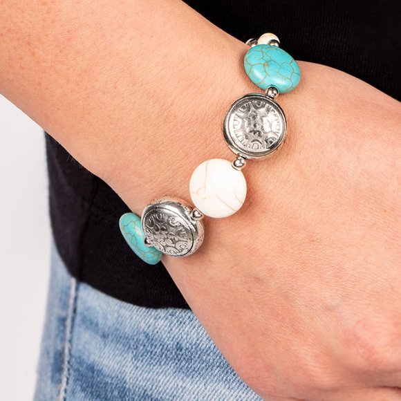 paparazzi Jewelry - Oasis Orchard - Multi Bracelet